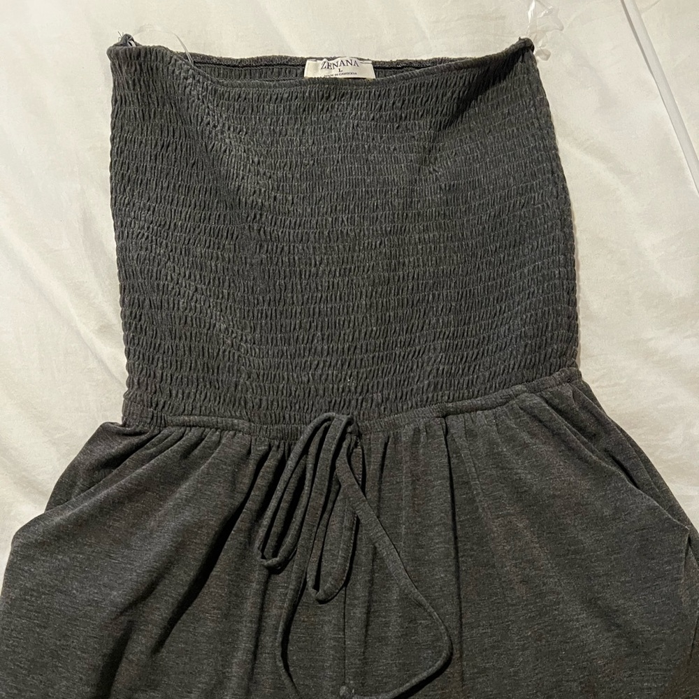 Strapless, wide leg, soft jumper w Pockets!! Large. Never worn